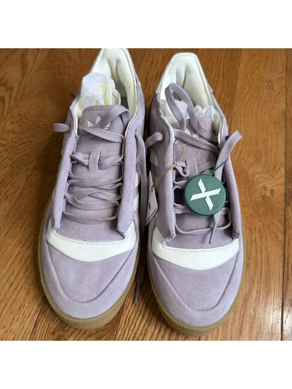 Size 9.5 Men’s, 10.5 Women’s Rivalry Crepe Mens Lifestyle Shoes (Purple/White).